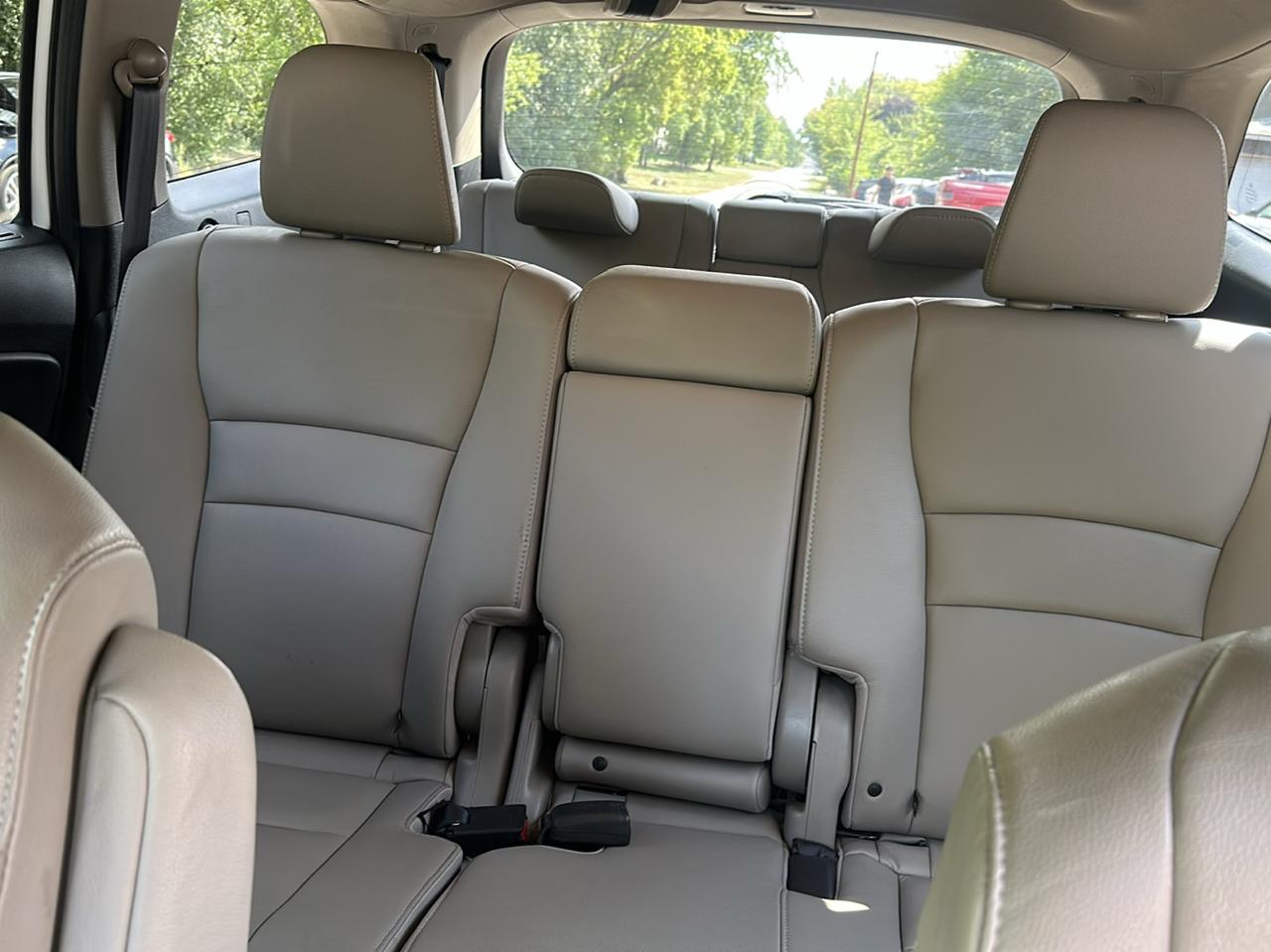 Honda Pilot Touring AWD 2017