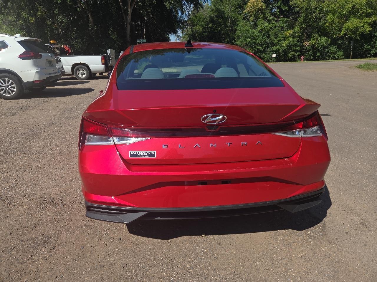 Hyundai Elantra SEL IVT 2023