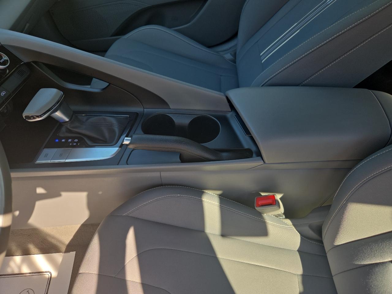 Hyundai Elantra SEL IVT 2023