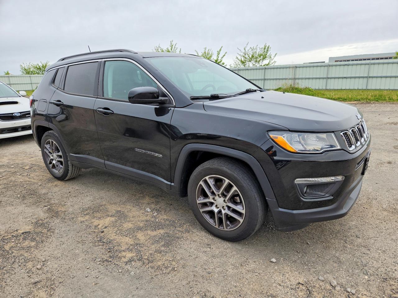 Jeep Compass Latitude w/Sun/Safety Pkg FWD 2020