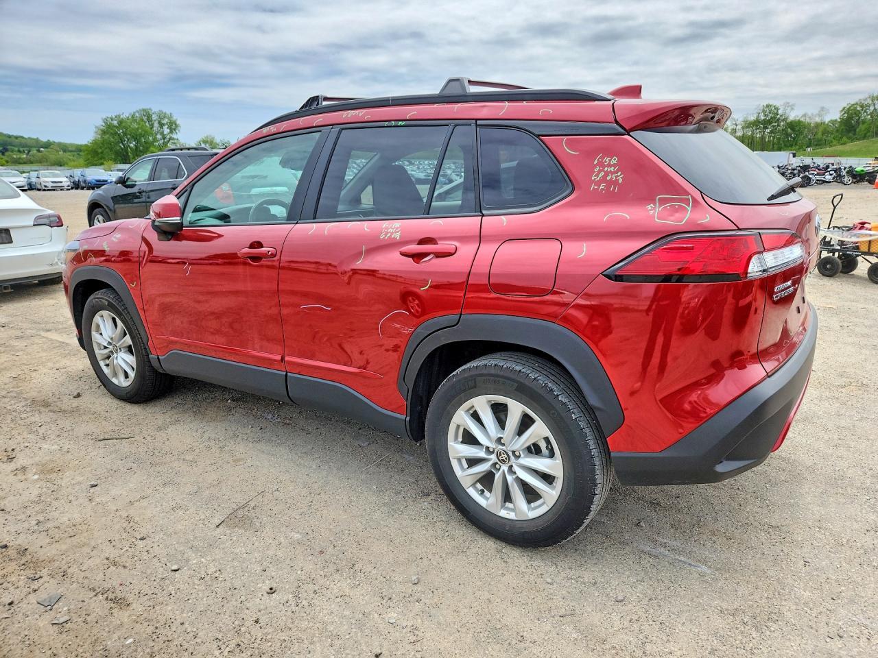 Toyota Corolla Cross LE 2WD (Natl) 2023
