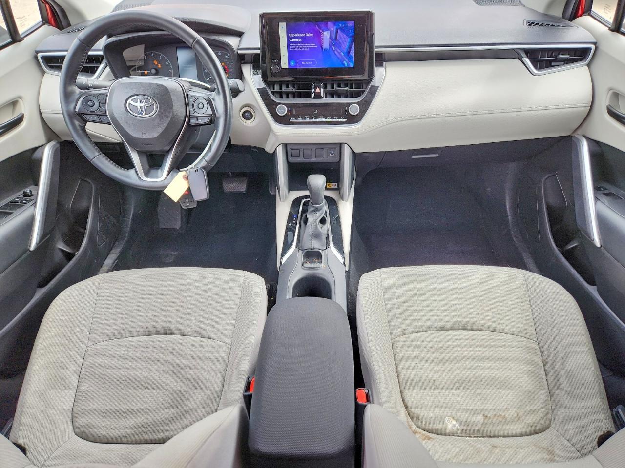 Toyota Corolla Cross LE 2WD (Natl) 2023