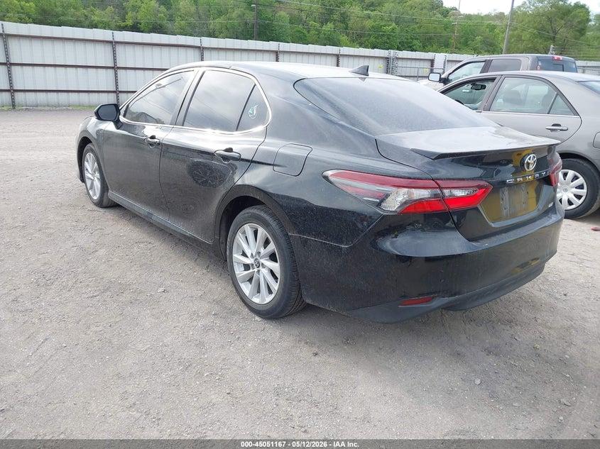 Toyota Camry LE Auto (Natl) 2022
