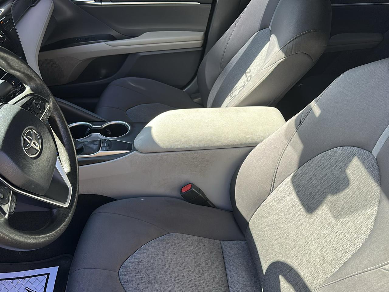 Toyota Camry LE Auto (Natl) 2022