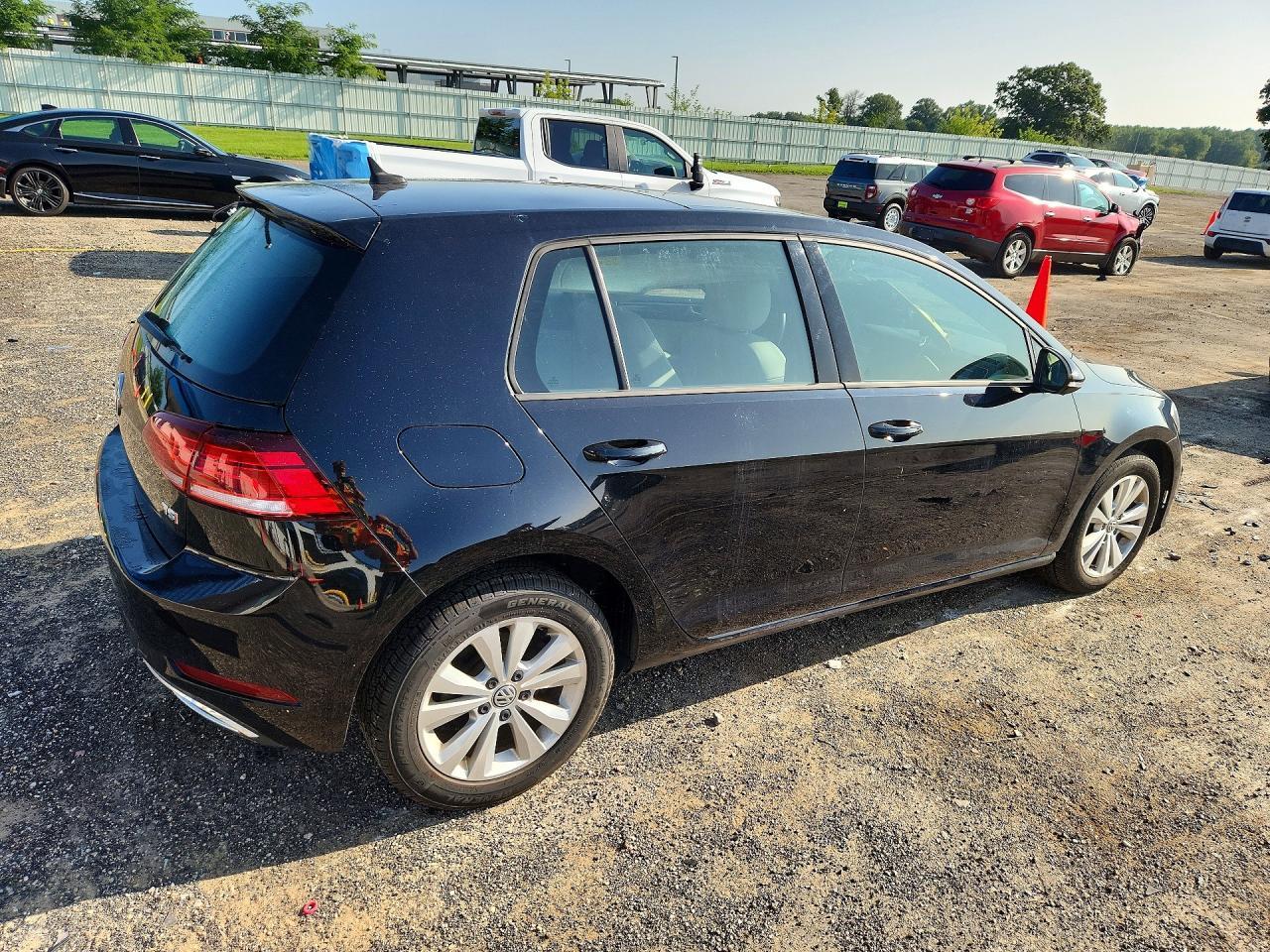 Volkswagen Golf 1.8T S Auto 2018