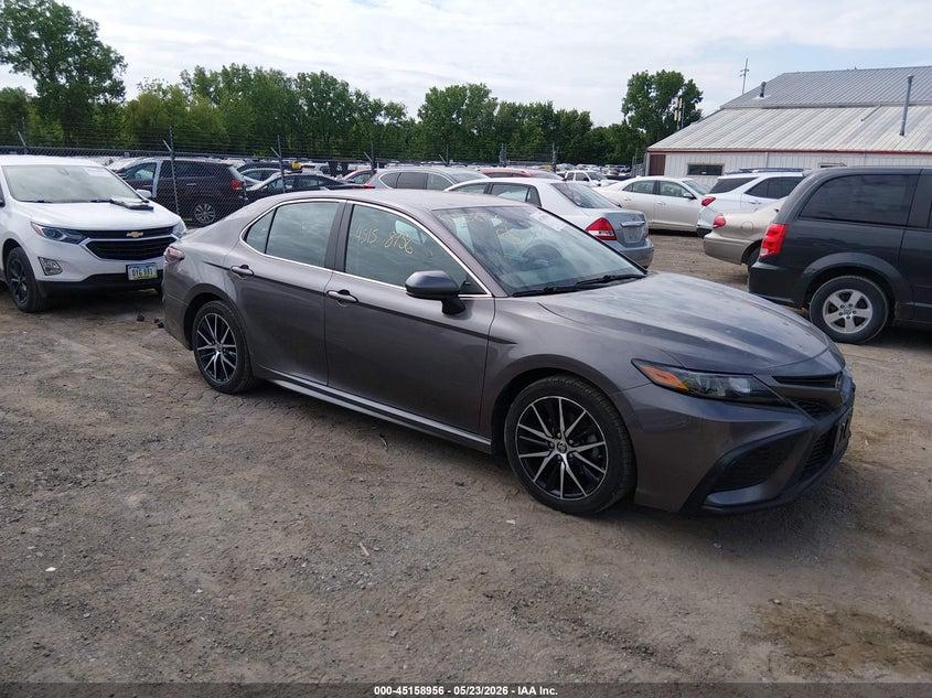 Toyota Camry SE Auto (Natl) 2021
