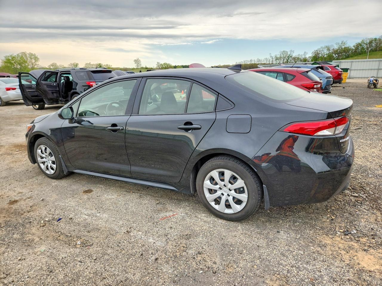 Toyota Corolla LE CVT (Natl) 2022