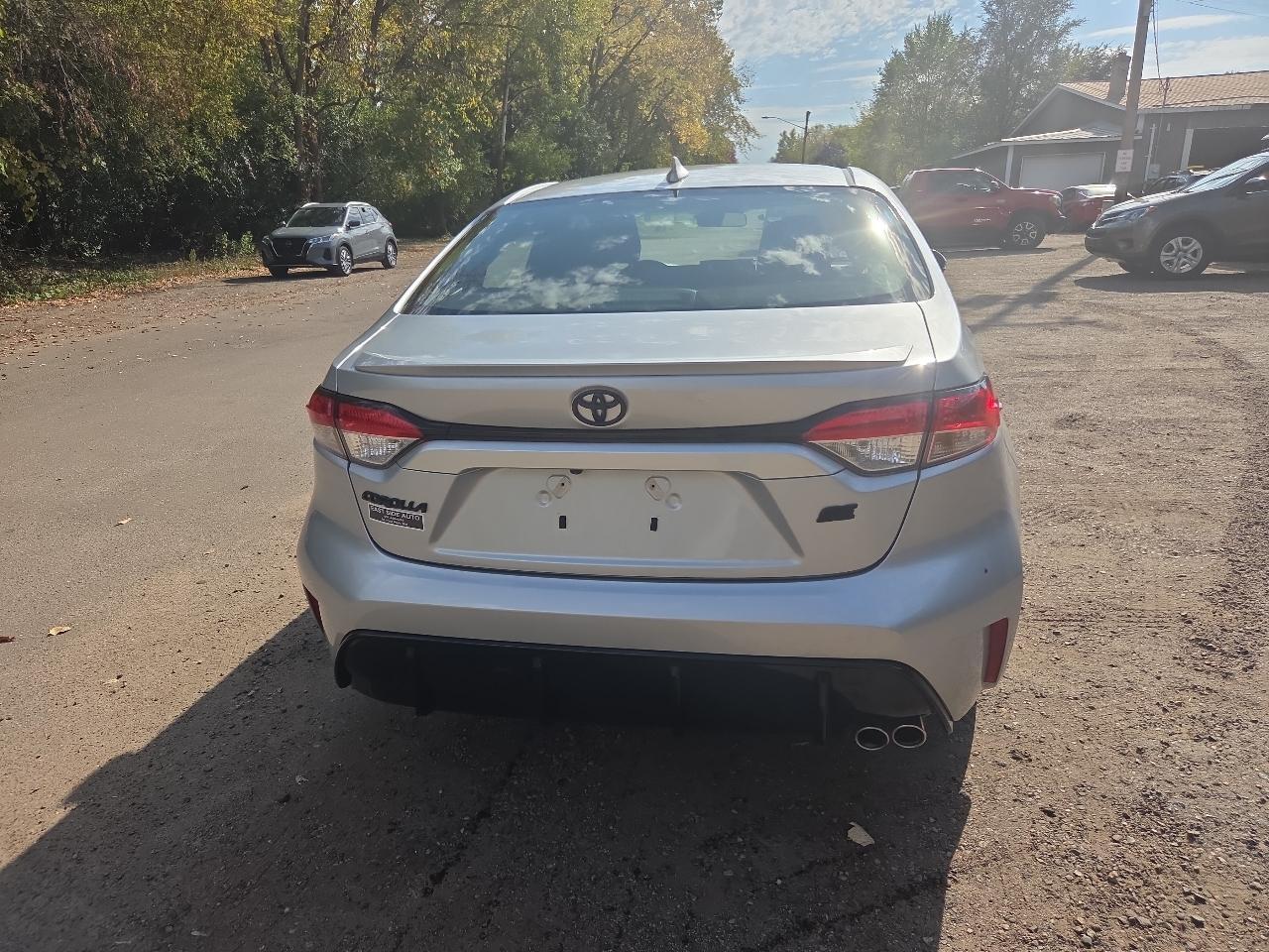 Toyota Corolla SE CVT (Natl) 2024