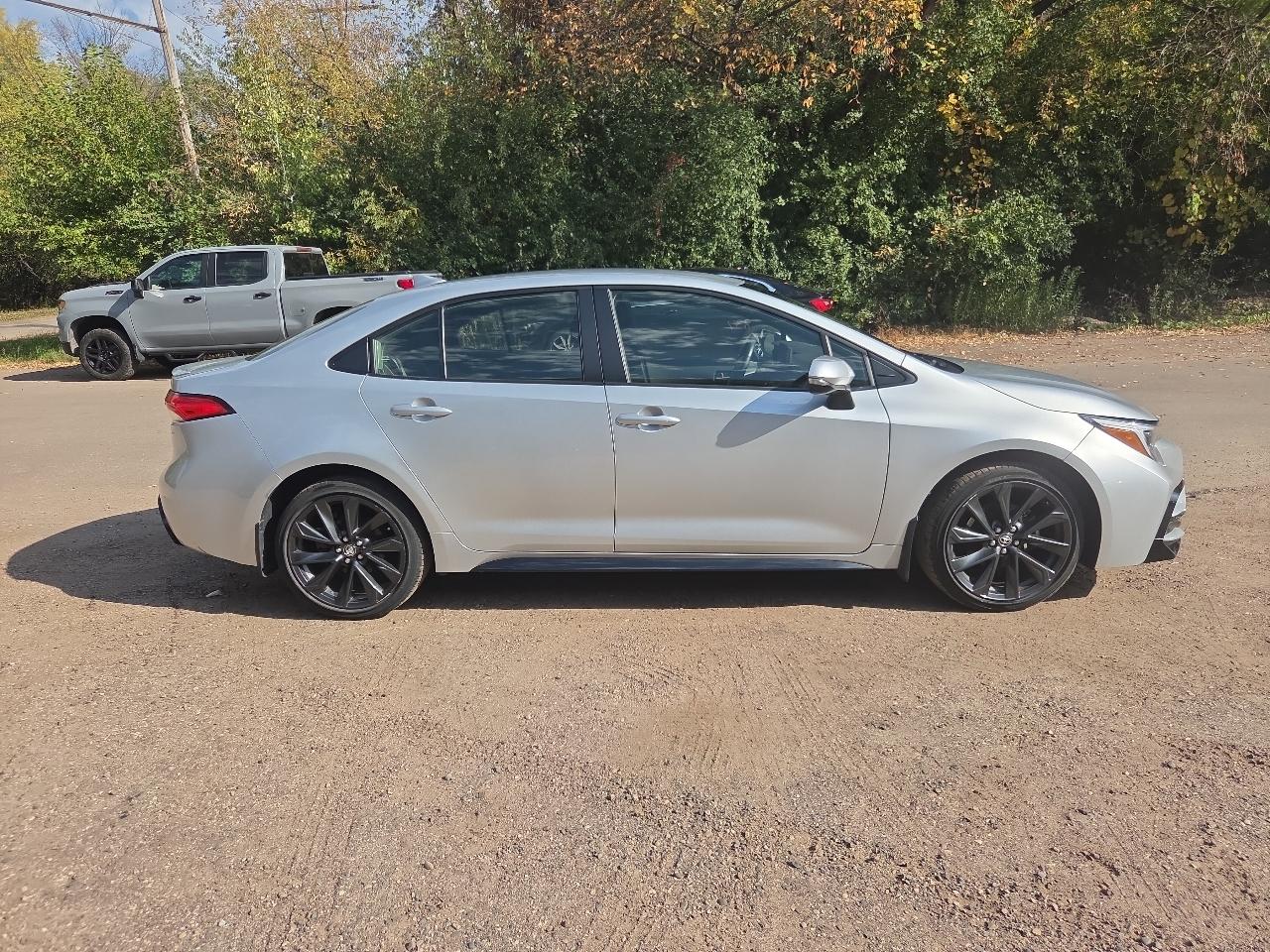 Toyota Corolla SE CVT (Natl) 2024