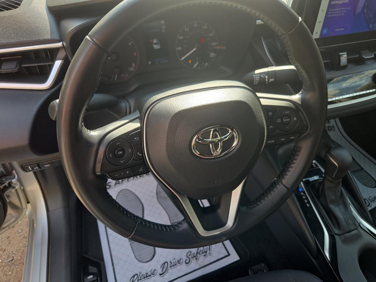 Toyota Corolla SE CVT (Natl) 2024