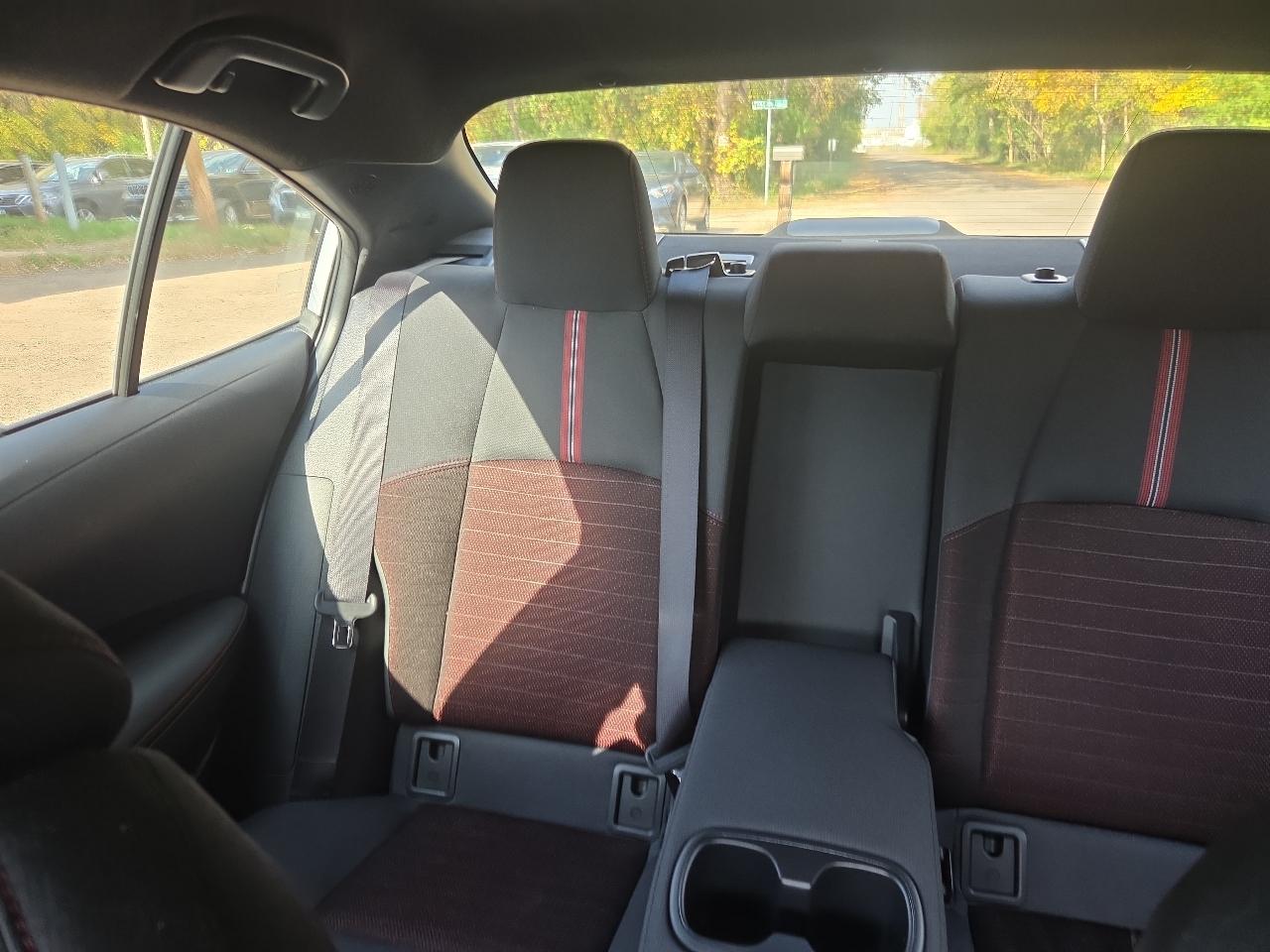 Toyota Corolla SE CVT (Natl) 2024