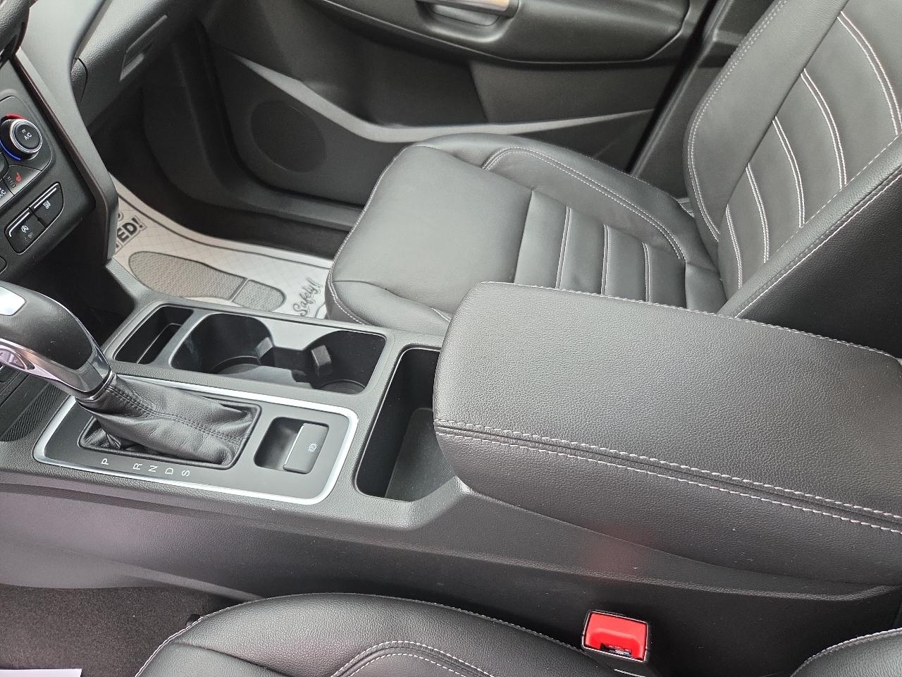 Ford Escape SEL 4WD 2018
