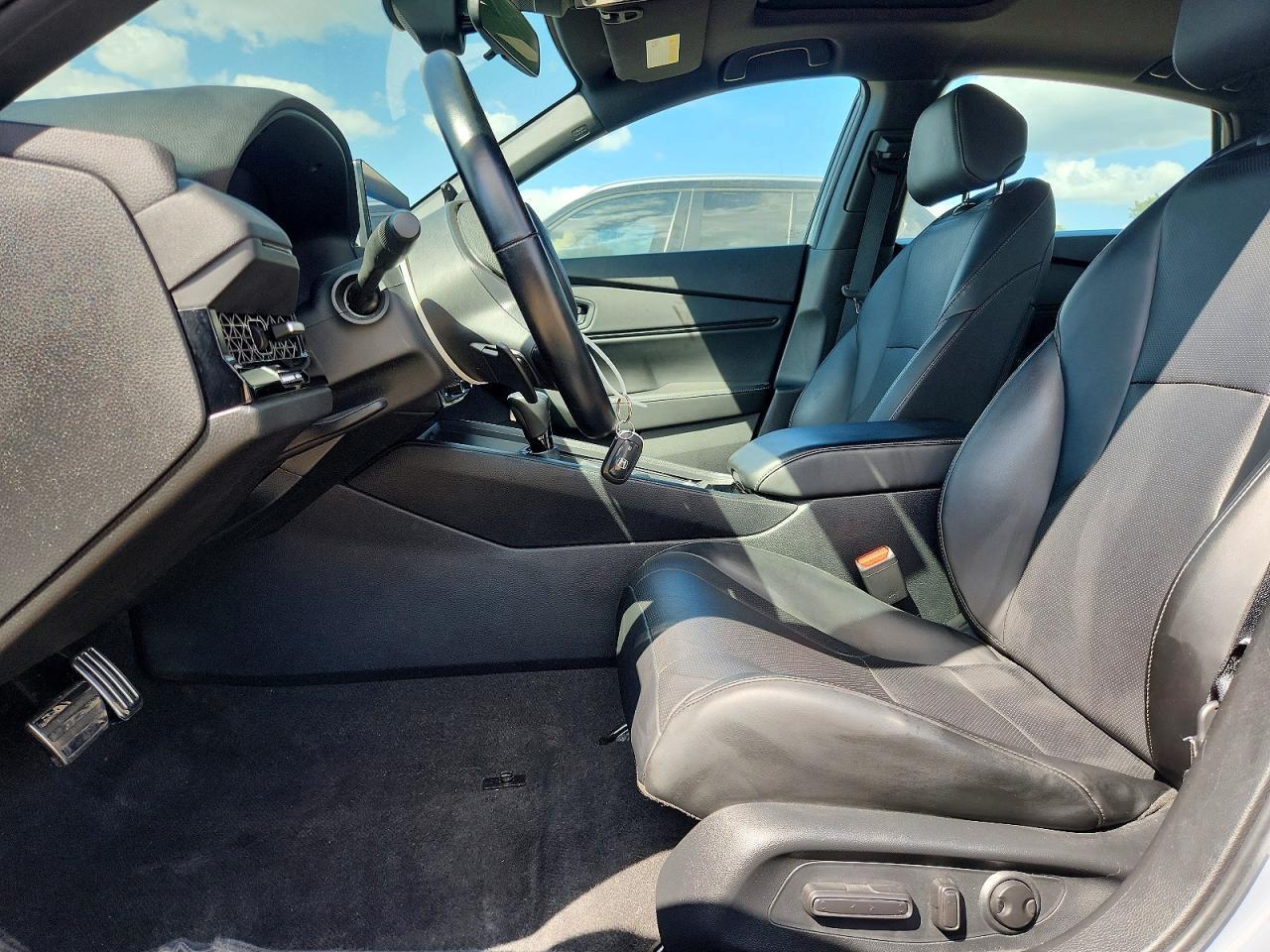 Honda Accord Hybrid Sport-L Sedan 2023