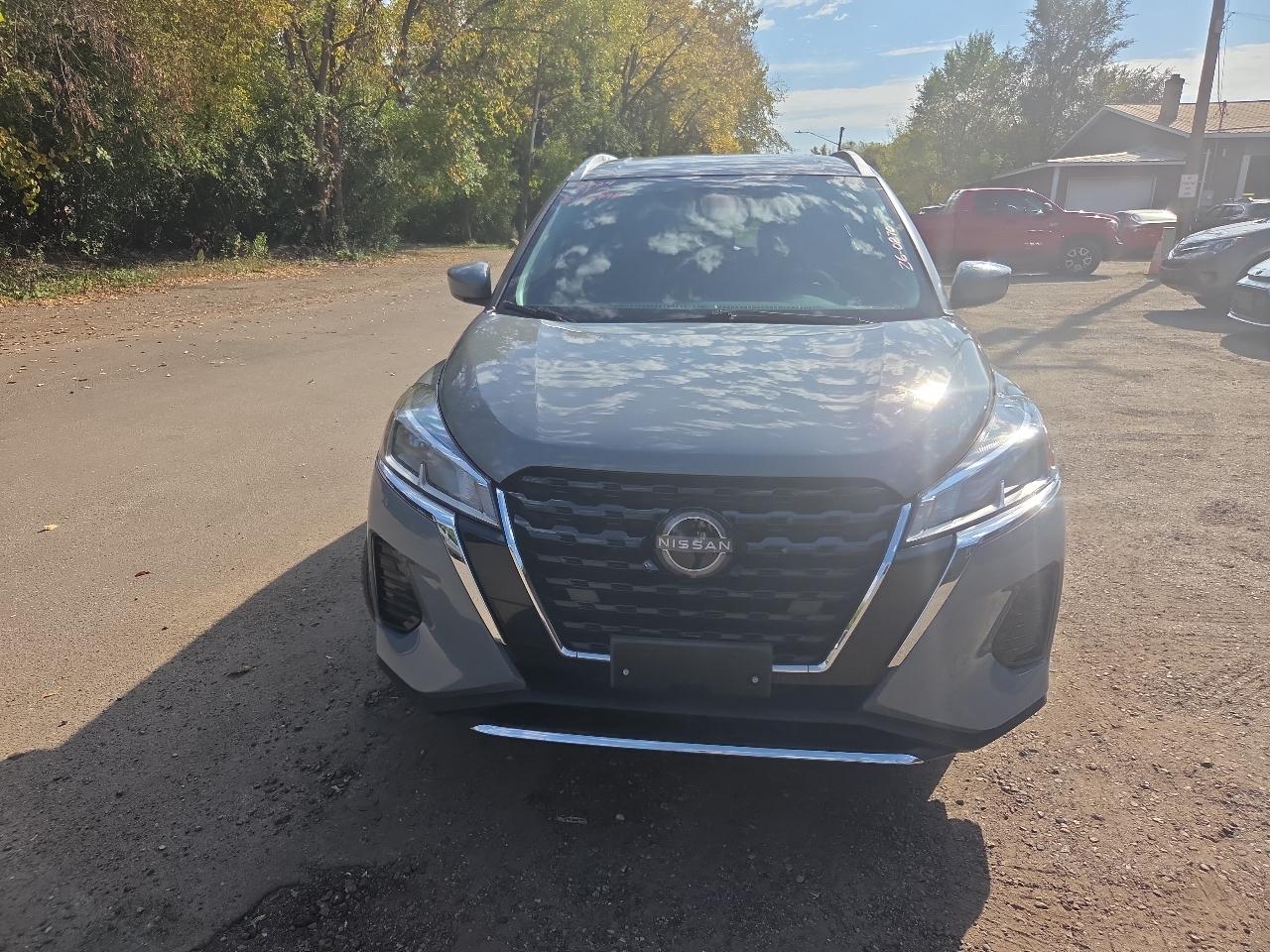 Nissan Kicks SV FWD 2024