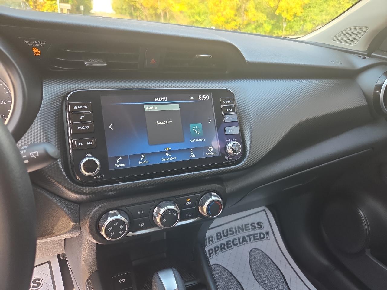 Nissan Kicks SV FWD 2024
