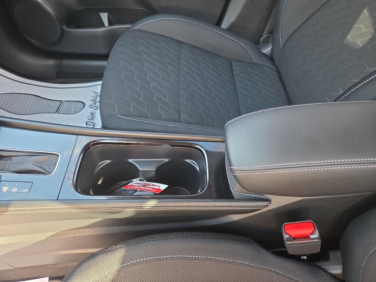 Nissan Kicks SV FWD 2024
