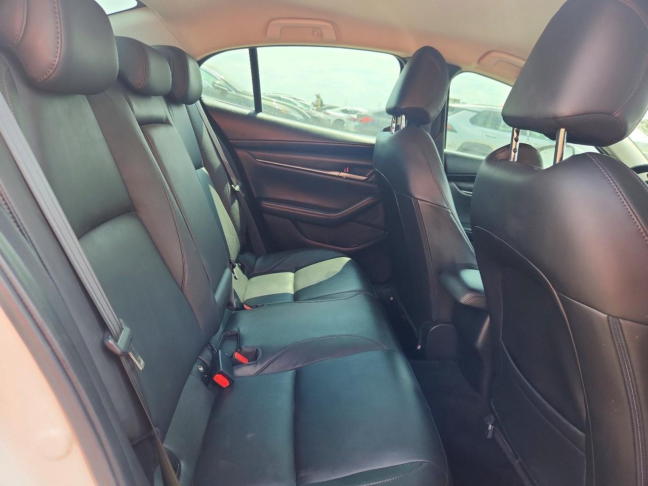 Mazda Mazda3 Sedan Select FWD 2022