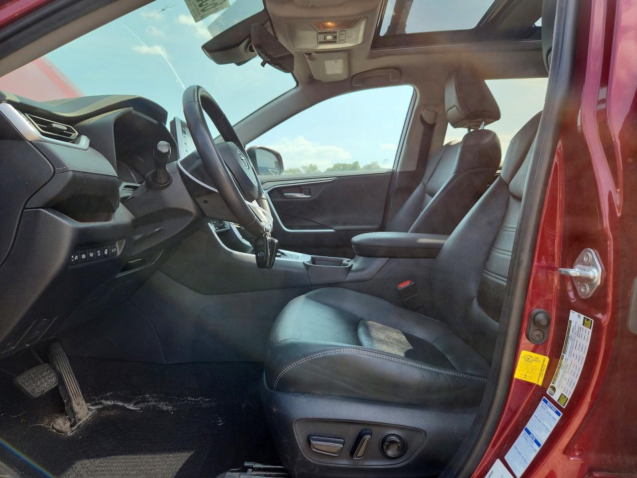 Toyota RAV4 Hybrid Limited AWD (Natl) 2021