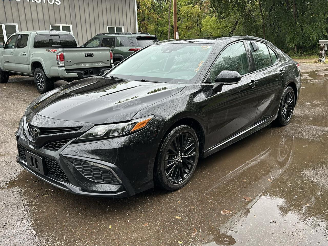 Toyota Camry SE Auto (Natl) 2022