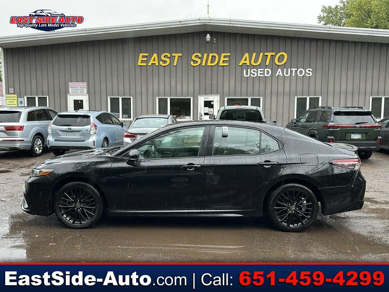2022 Toyota Camry SE Auto (Natl)