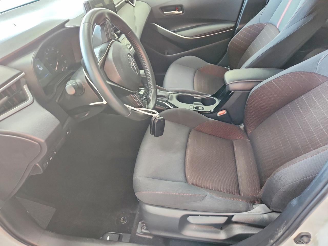 Toyota Corolla Hybrid LE FWD (Natl) 2024