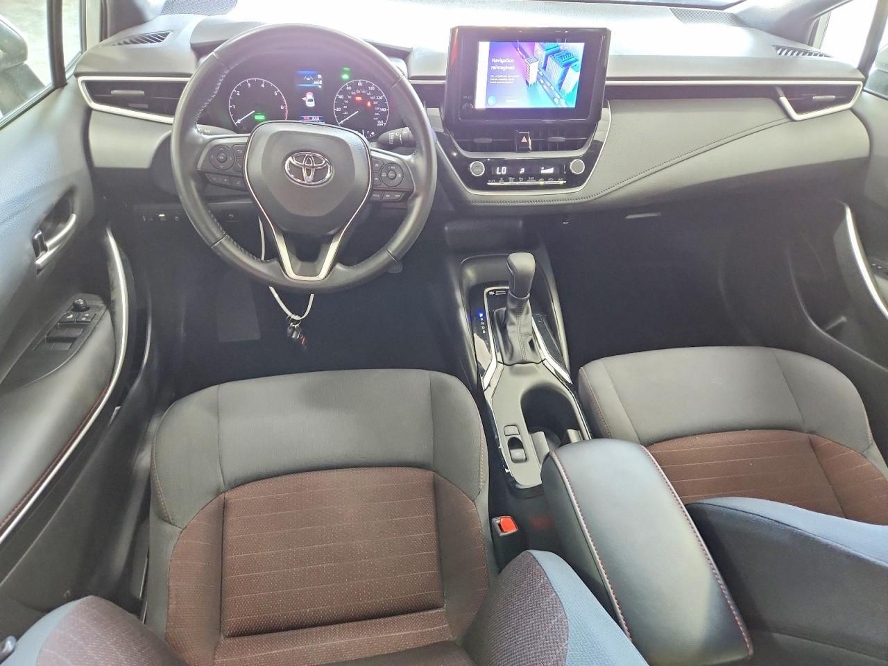 Toyota Corolla Hybrid LE FWD (Natl) 2024