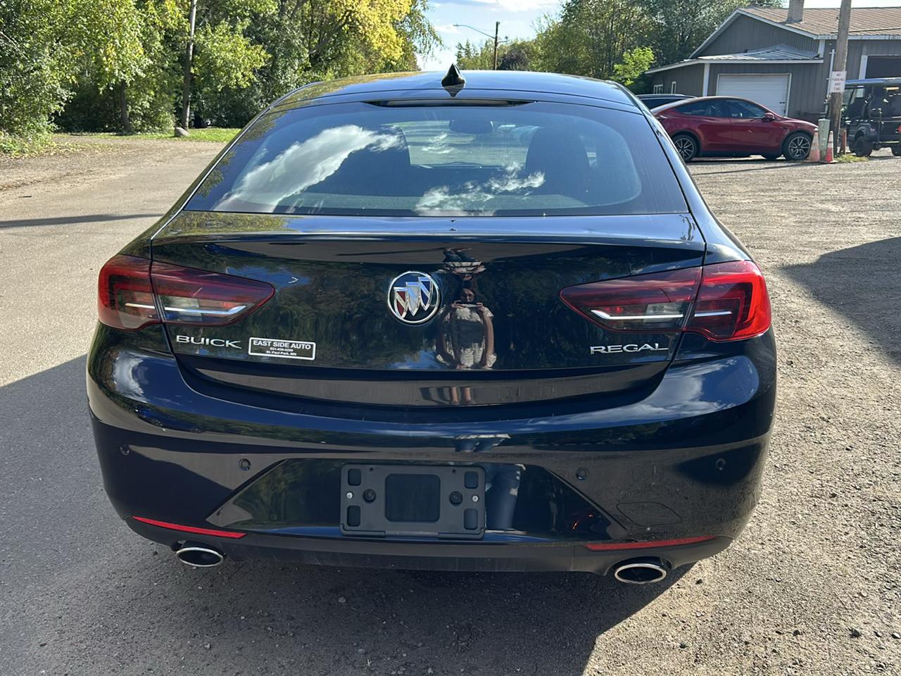 Buick Regal Sportback 4dr Sdn Preferred FWD 2018