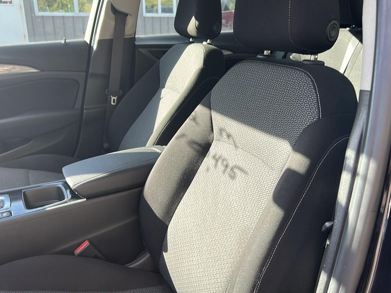 Buick Regal Sportback 4dr Sdn Preferred FWD 2018