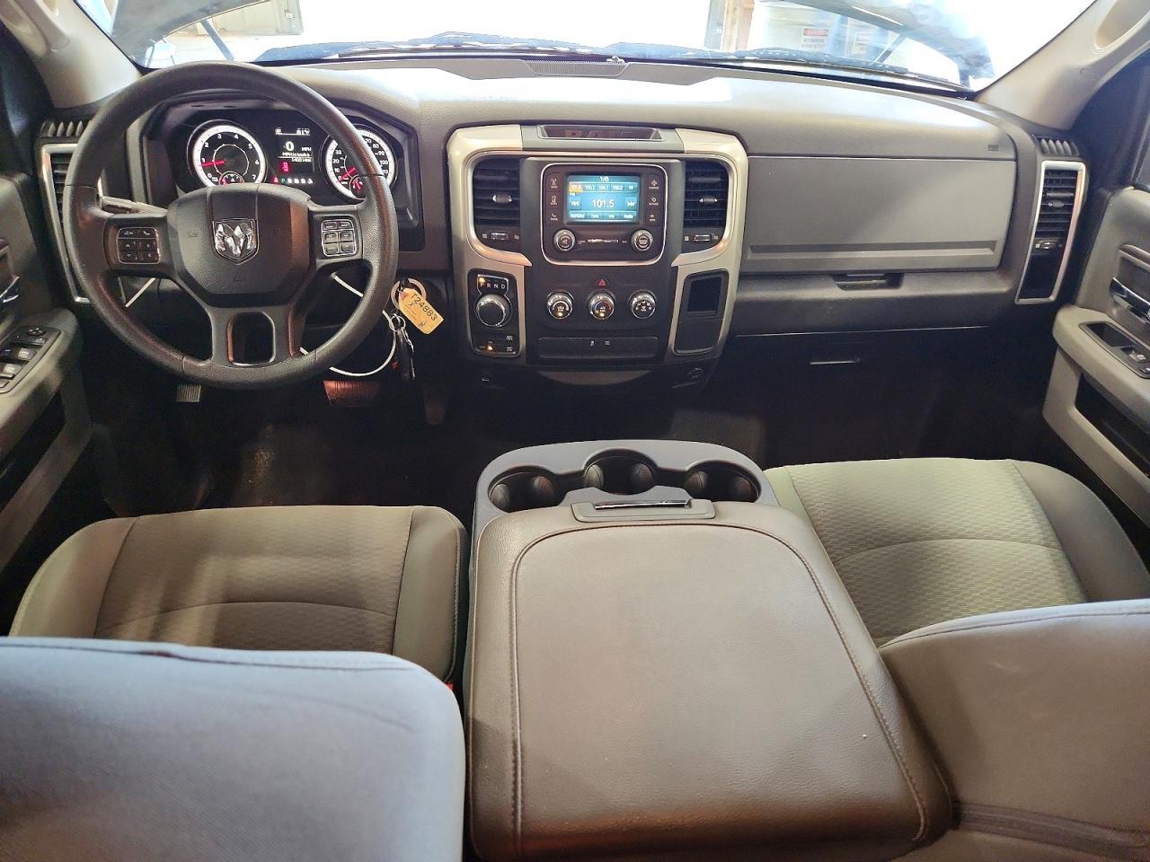 RAM 1500 Classic SLT 4x4 Quad Cab 6'4" Box 2019