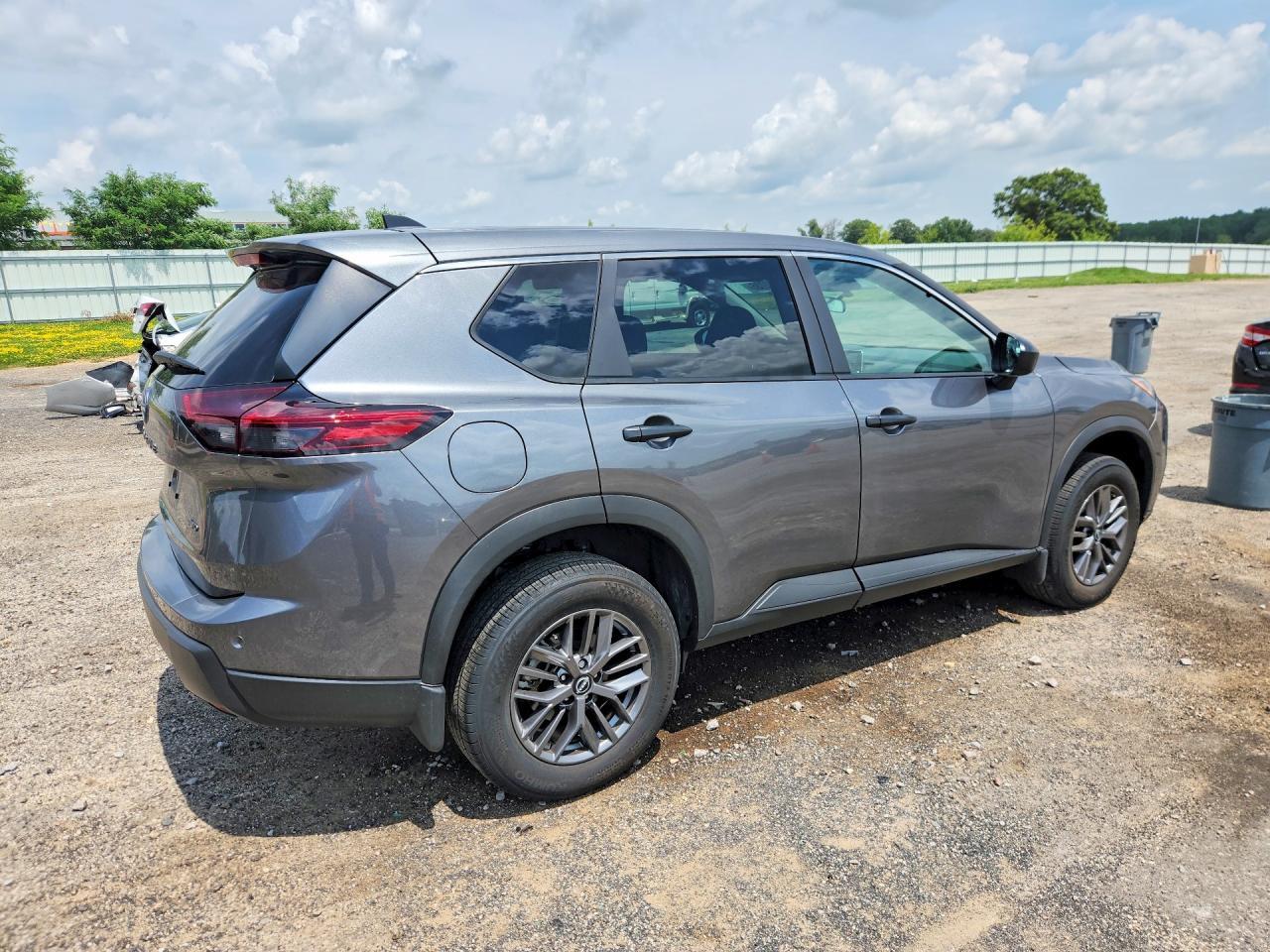 Nissan Rogue AWD S *Ltd Avail* 2026