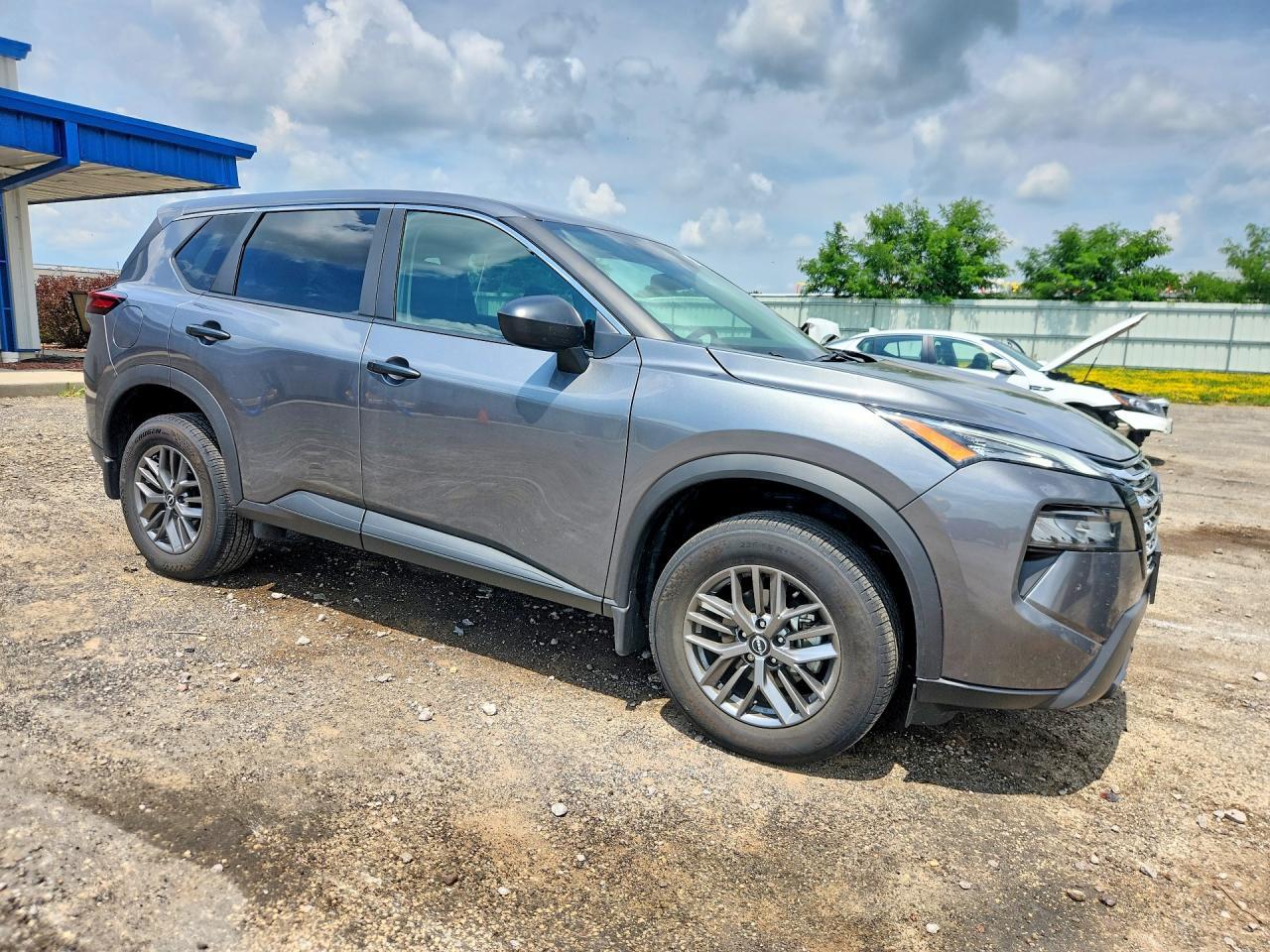 Nissan Rogue AWD S *Ltd Avail* 2026