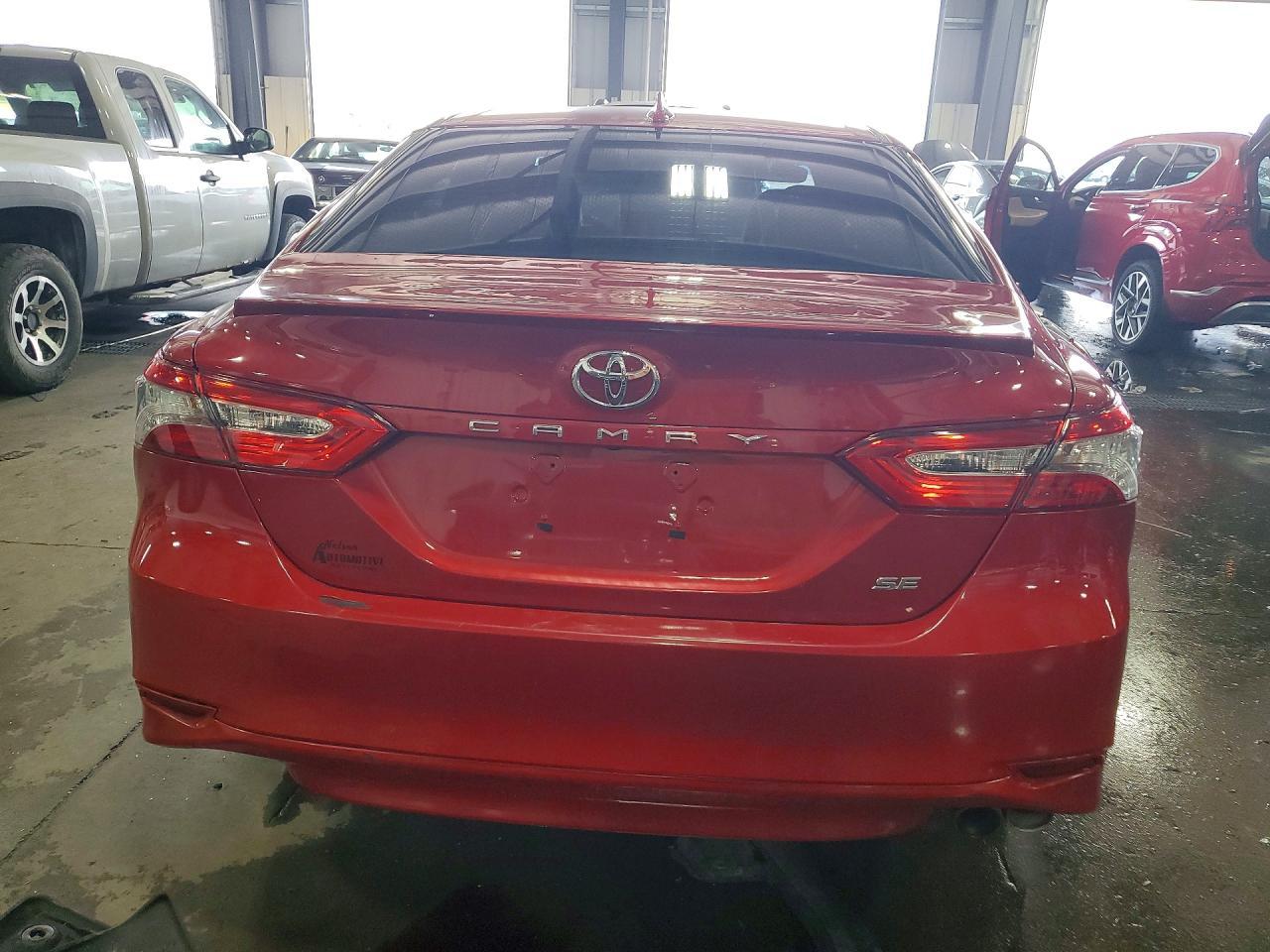 Toyota Camry LE Auto (Natl) 2019