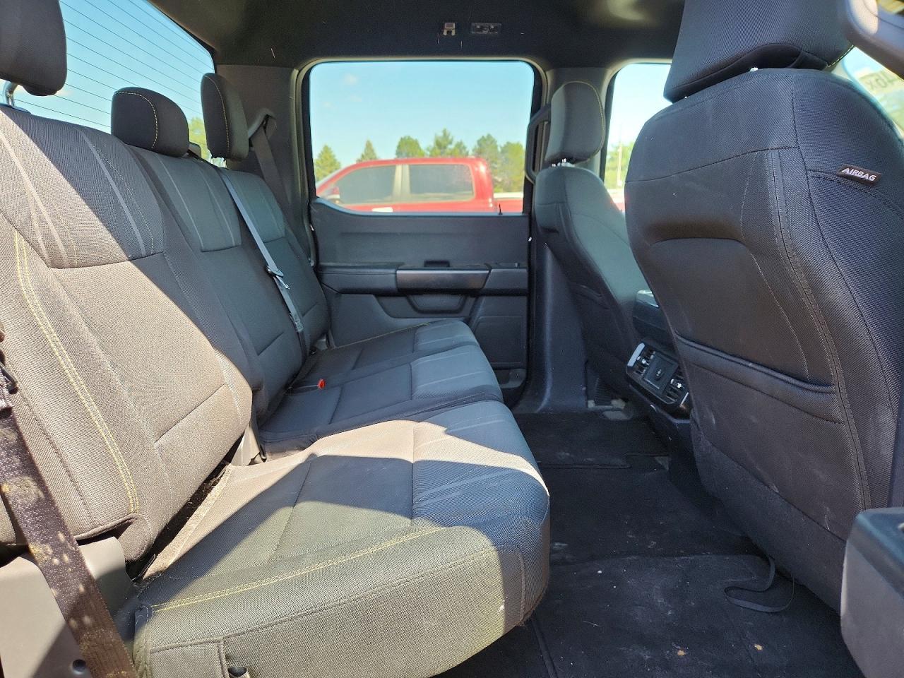 Ford F-150 STX 4WD SuperCrew 5.5' Box 2025