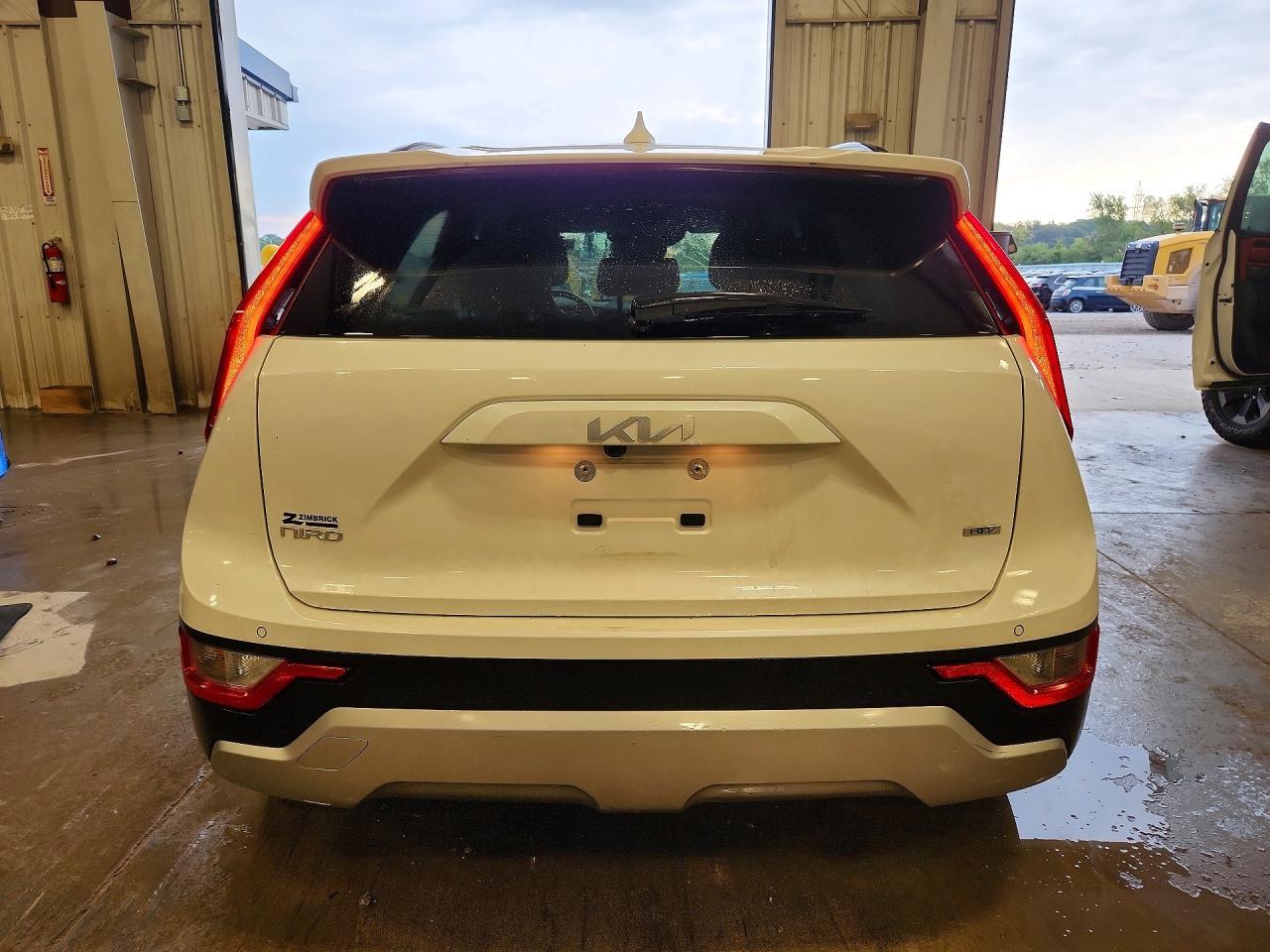 Kia Niro EX FWD 2023