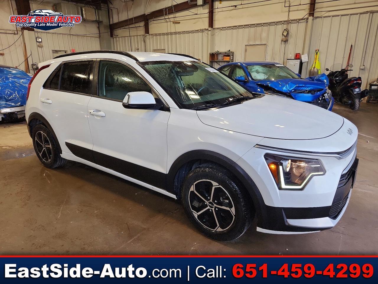 2023 Kia Niro EX FWD