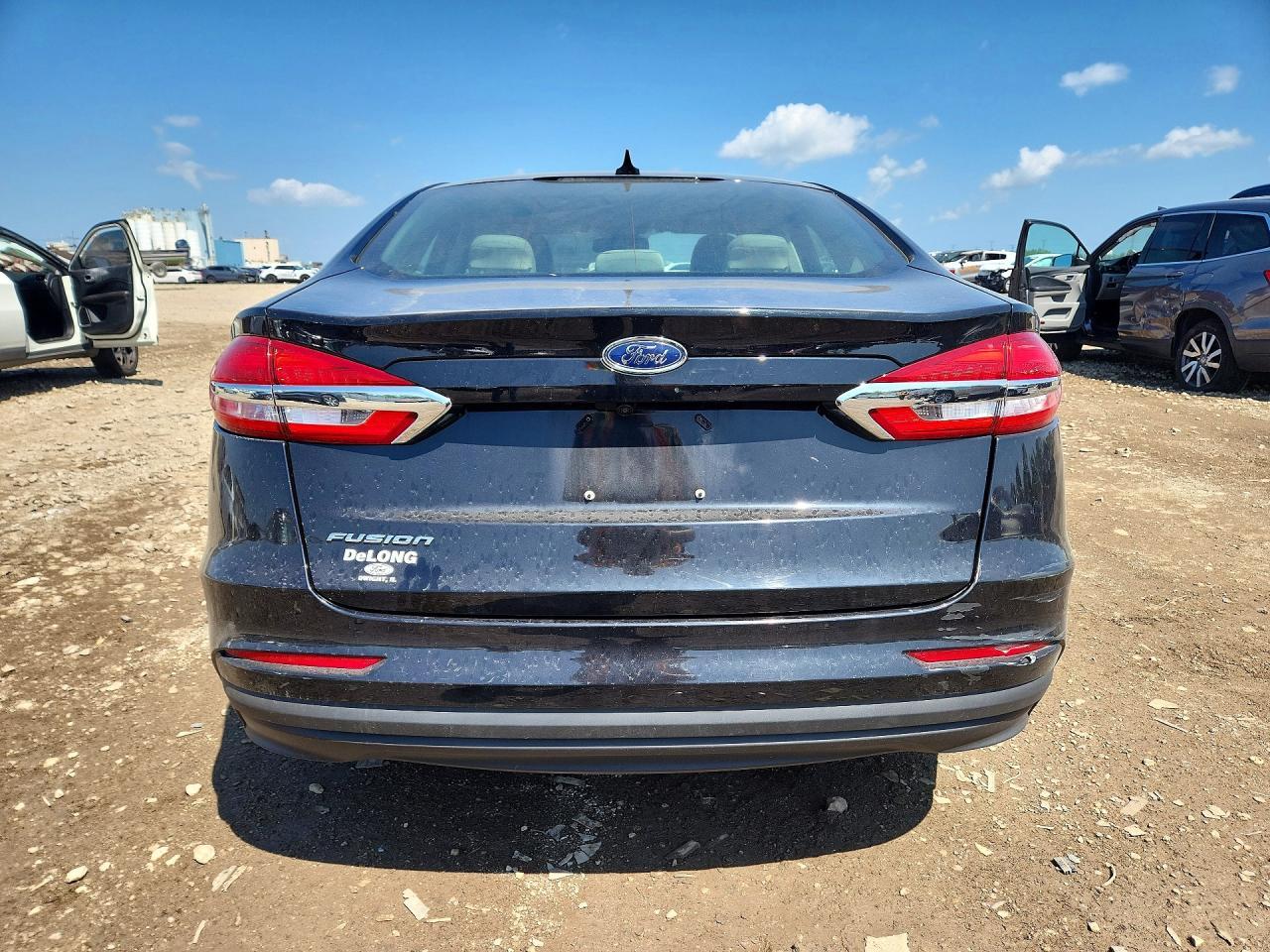Ford Fusion S FWD 2020