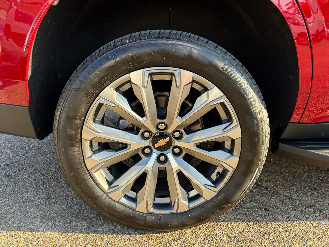 Chevrolet Tahoe 4WD 4dr High Country 2025 Chevrolet Tahoe 4WD 4dr High Country 2025