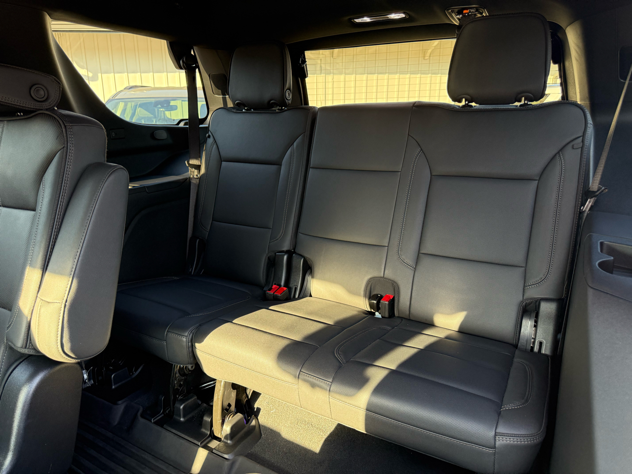 Chevrolet Tahoe 4WD 4dr High Country 2025 Chevrolet Tahoe 4WD 4dr High Country 2025