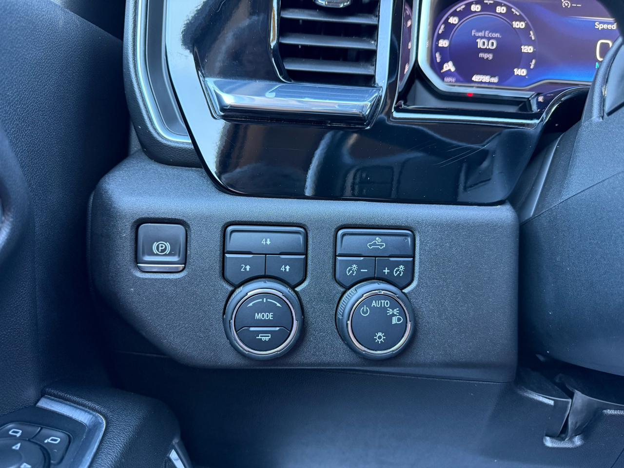 Chevrolet Silverado 2500HD 4WD Crew Cab 159" LT 2024 Chevrolet Silverado 2500HD 4WD Crew Cab 159" LT 2024