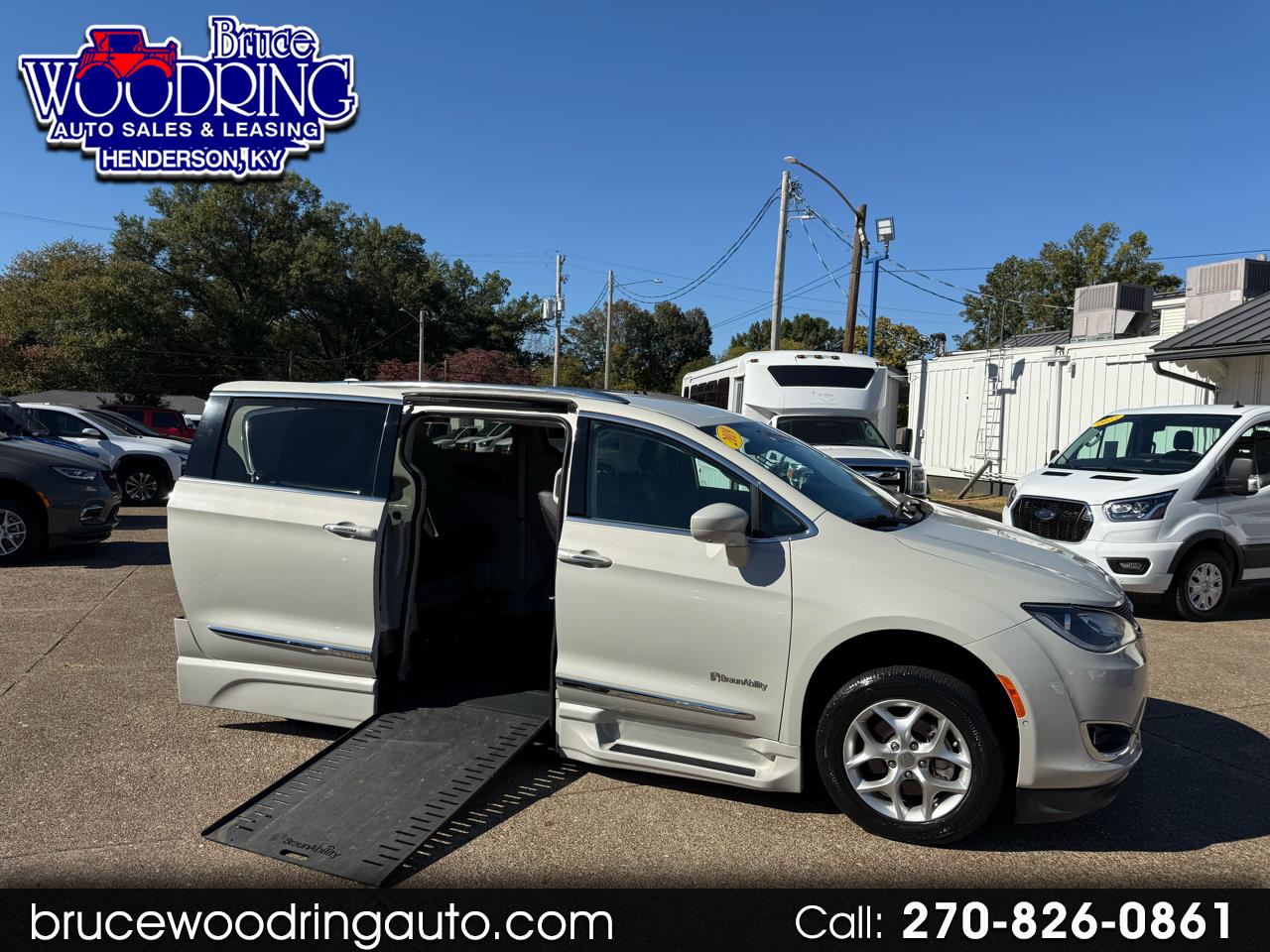 2019 Chrysler Pacifica Touring L Plus's photo