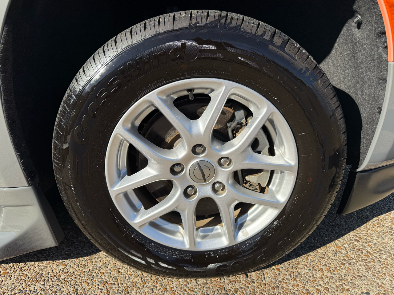 Chrysler Pacifica Touring L FWD 2022