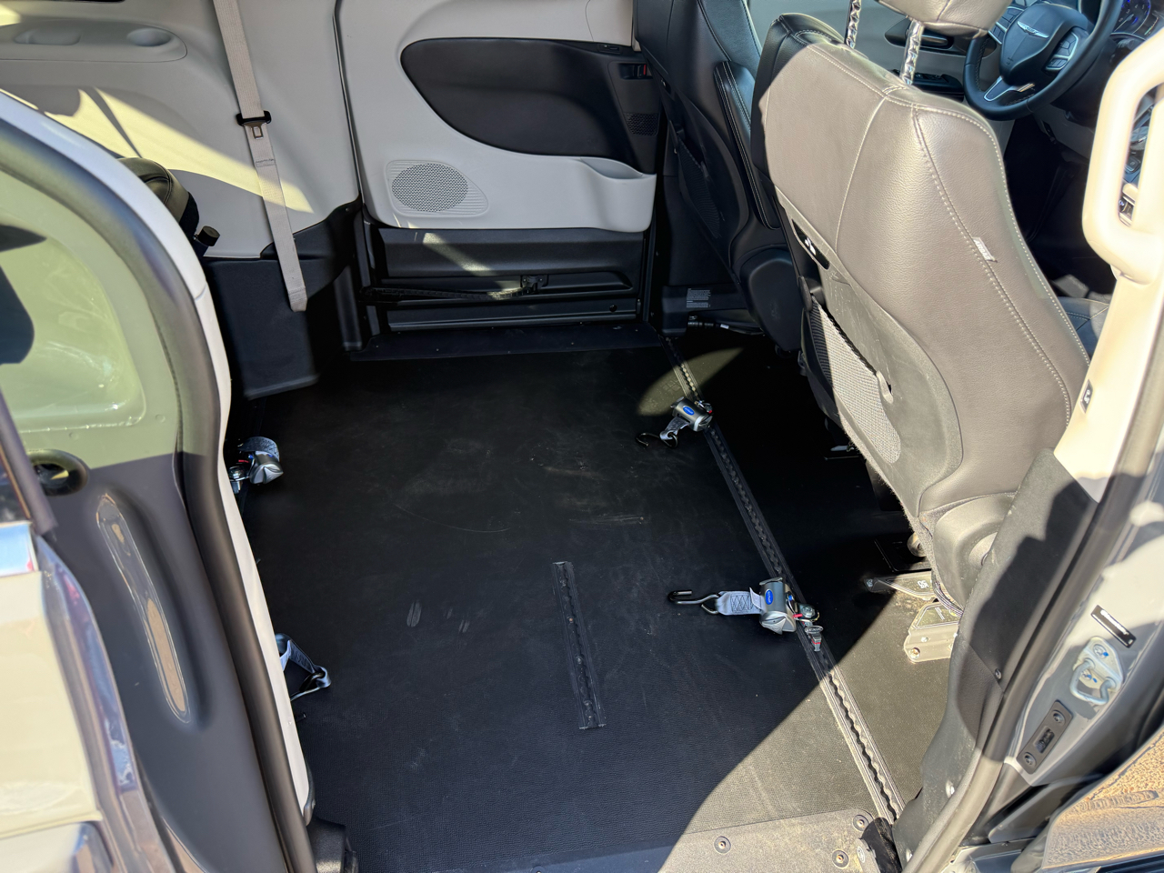 Chrysler Pacifica Touring L FWD 2022