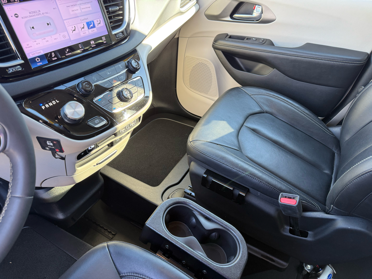 Chrysler Pacifica Touring L FWD 2022