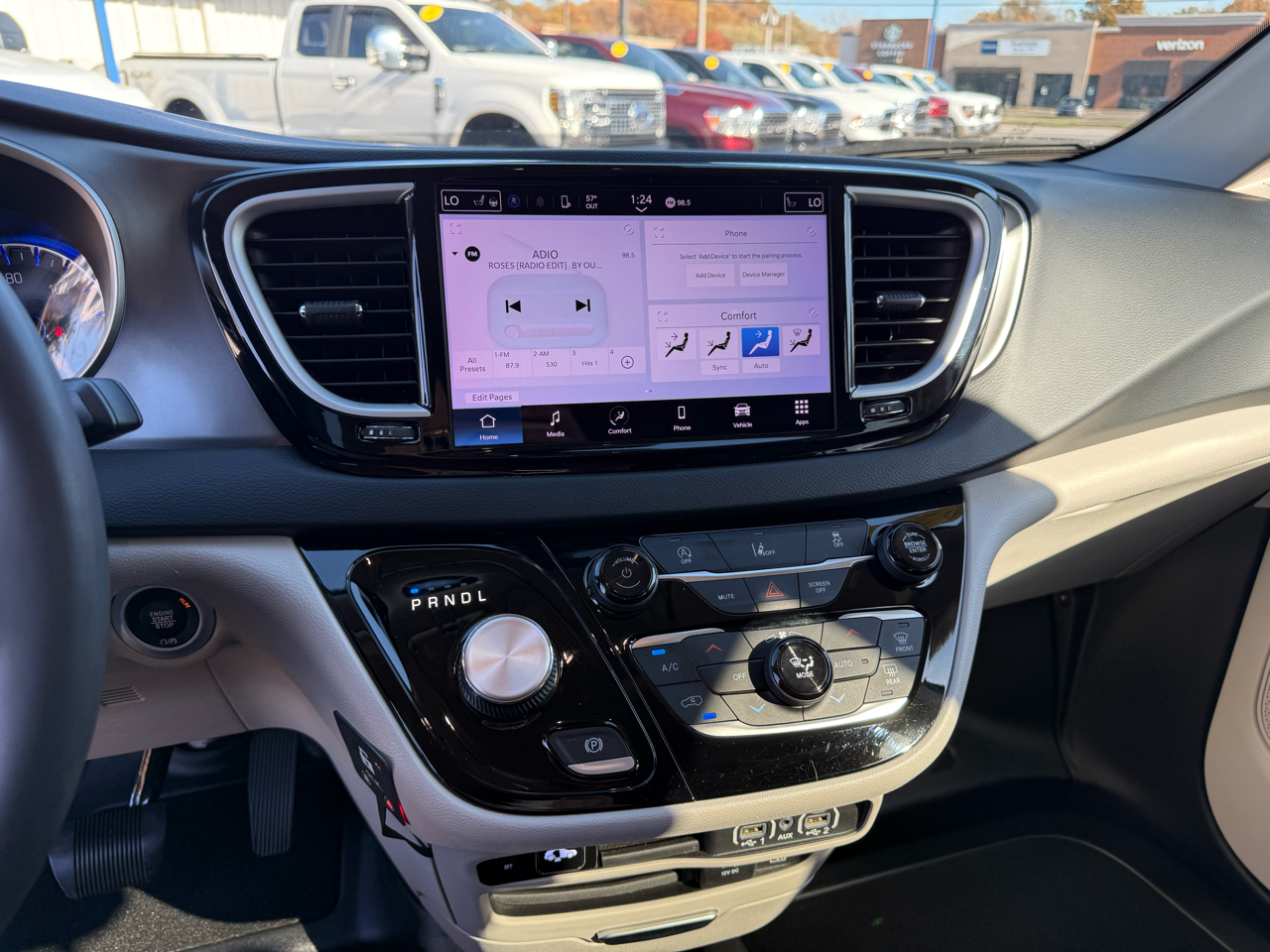 Chrysler Pacifica Touring L FWD 2022