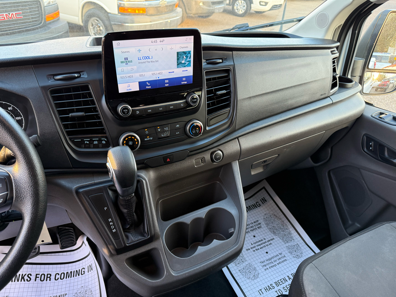 Ford Transit Passenger Wagon T-350 148" Low Roof XLT RWD 2021