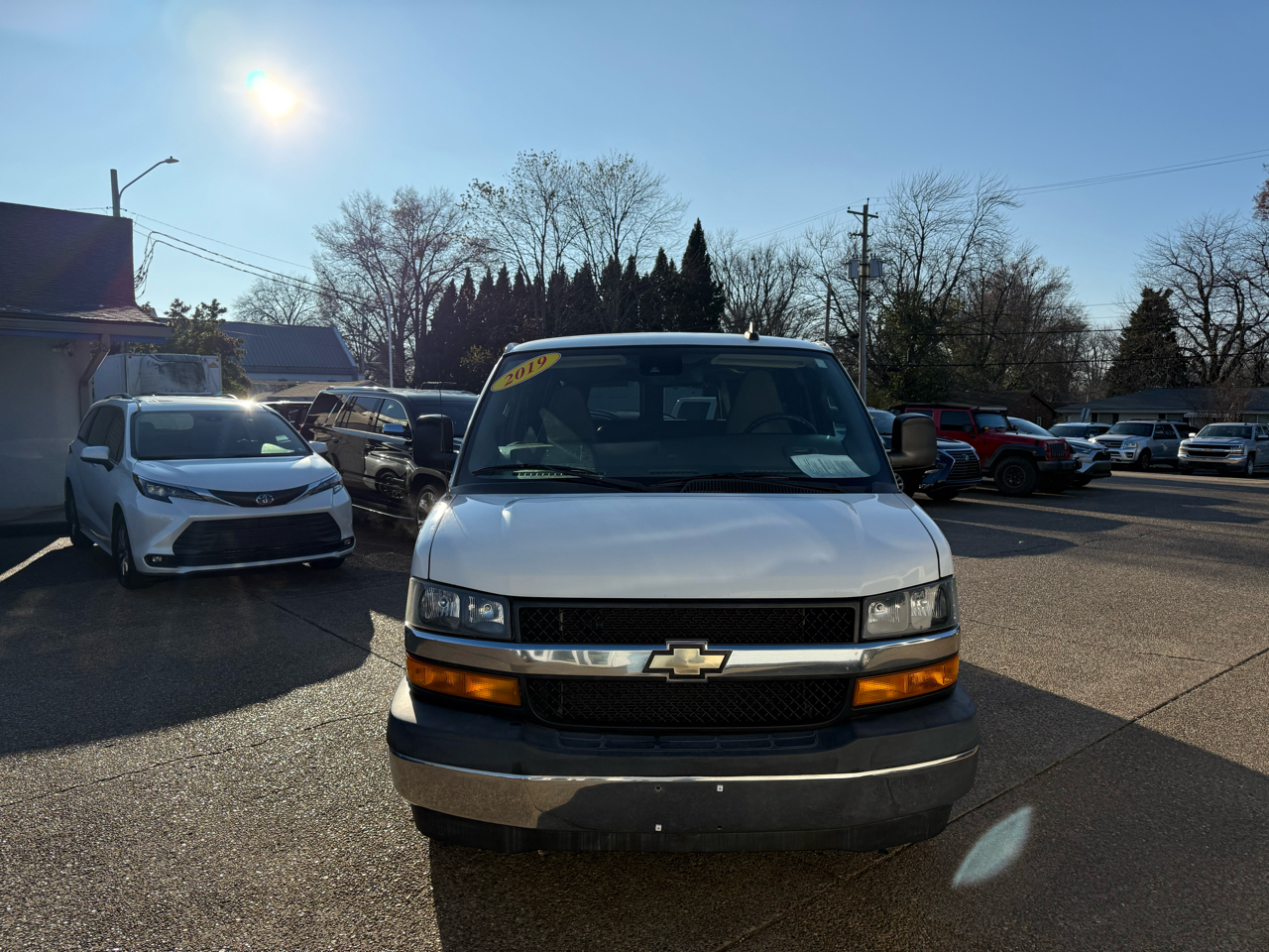 Chevrolet Express Passenger RWD 3500 155" LT 2019