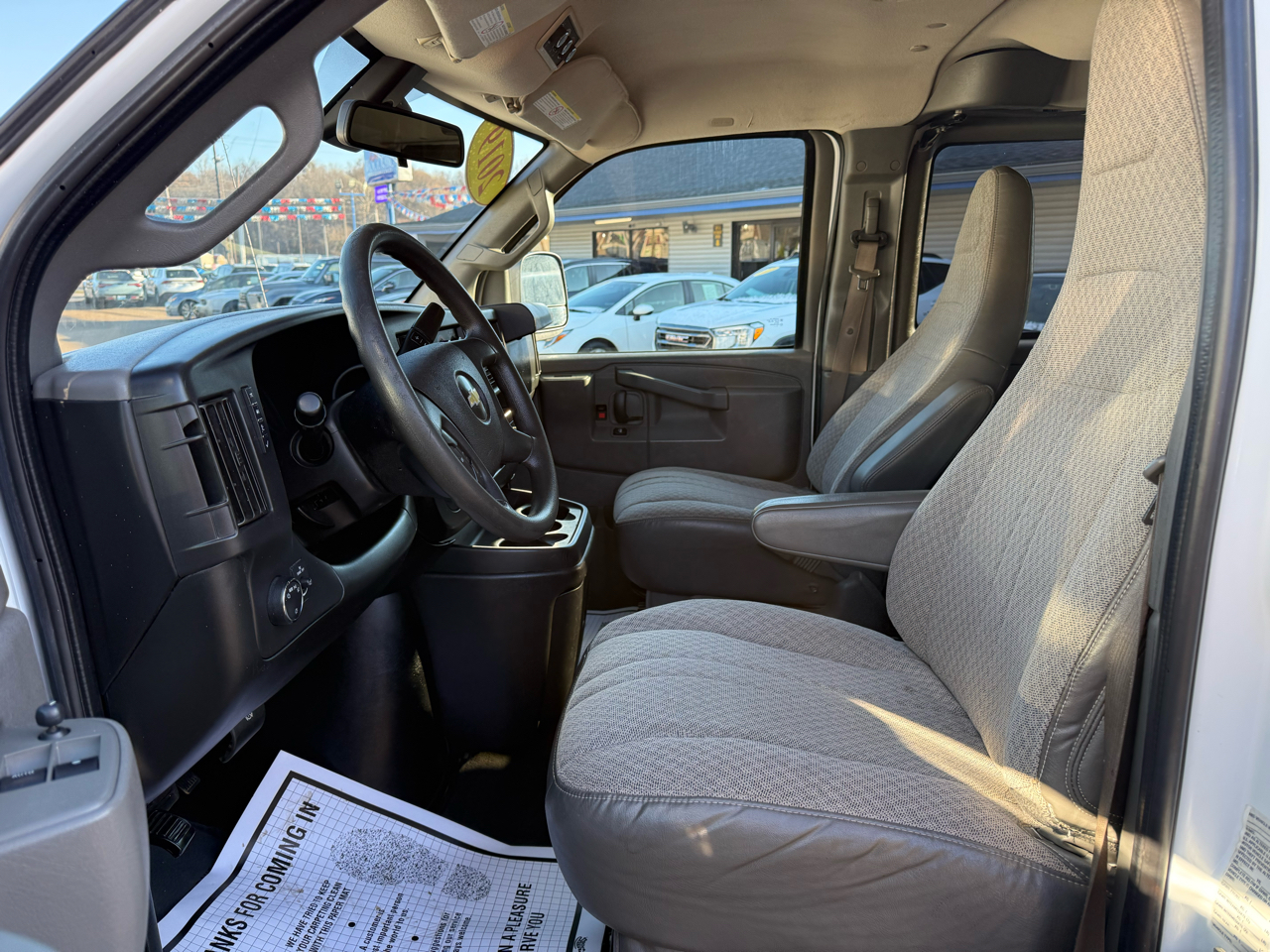 Chevrolet Express Passenger RWD 3500 155" LT 2019