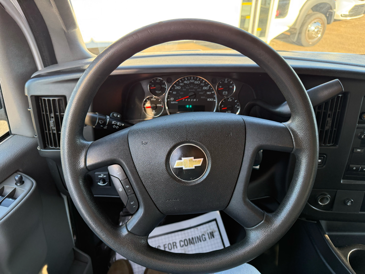 Chevrolet Express Passenger RWD 3500 155" LT 2019