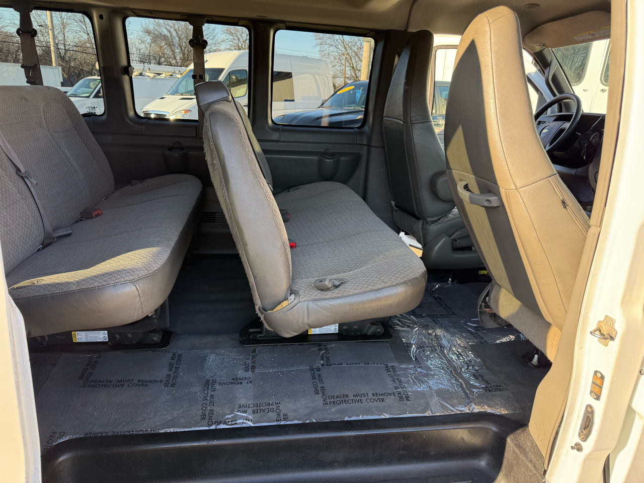 Chevrolet Express Passenger RWD 3500 155" LT 2019
