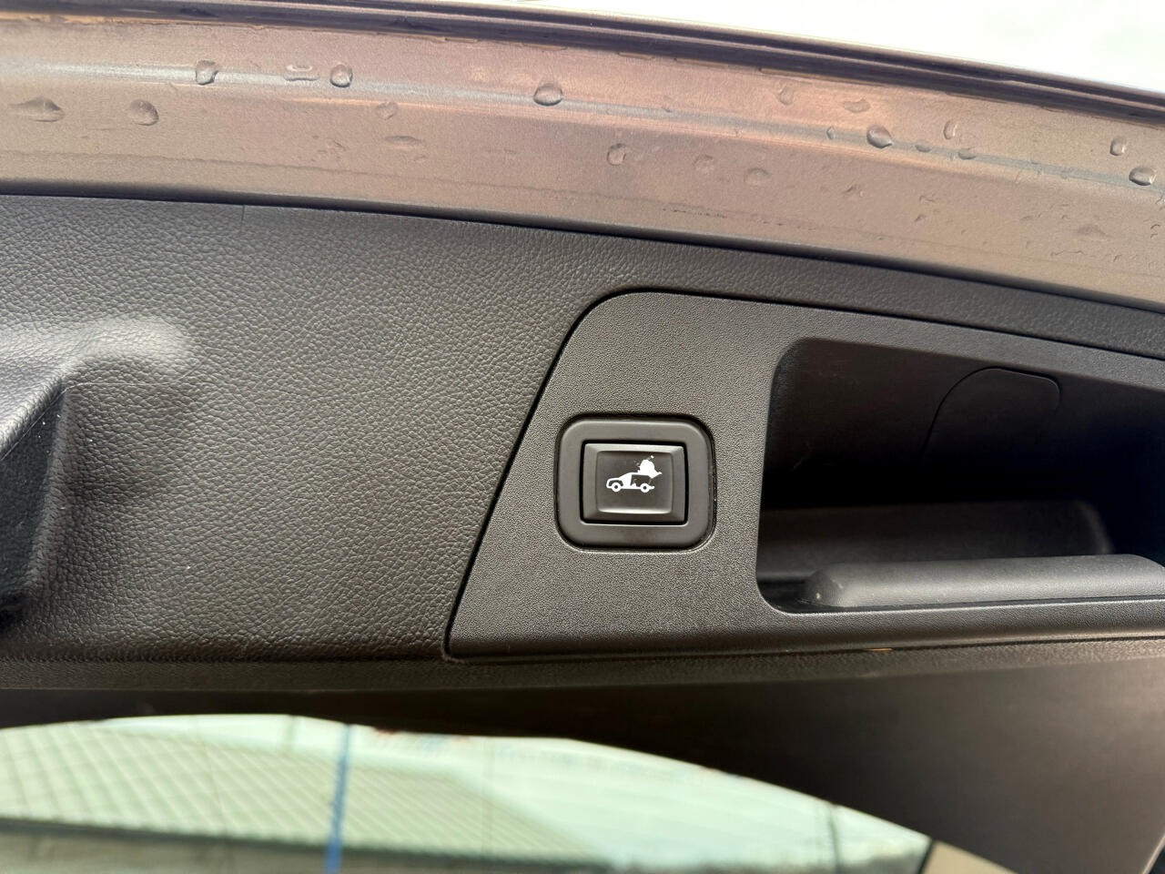 Buick Envision FWD 4dr Essence 2020